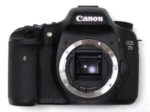 Canon_EOS_7D_front_10